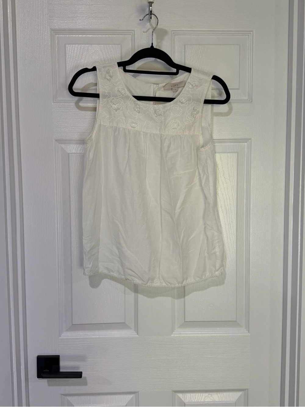 Silk Cotton Blend LOFT White Embroidered Sleeveless Cotton Tank